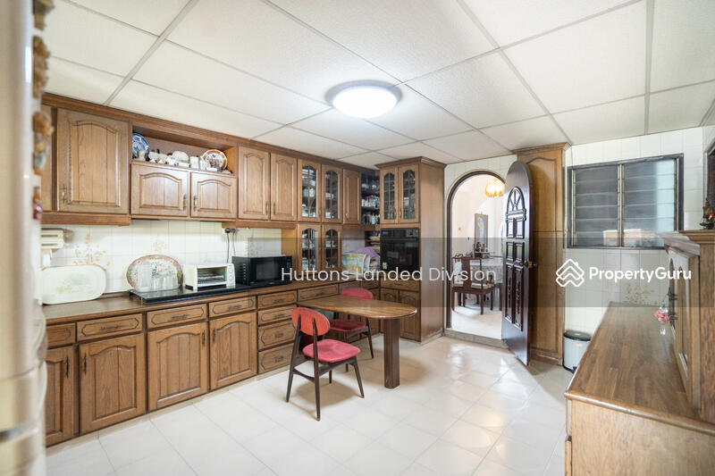 For Sale - 2 Sty Freehold Corner Terrace Walk to MRT @ $15xx PSF