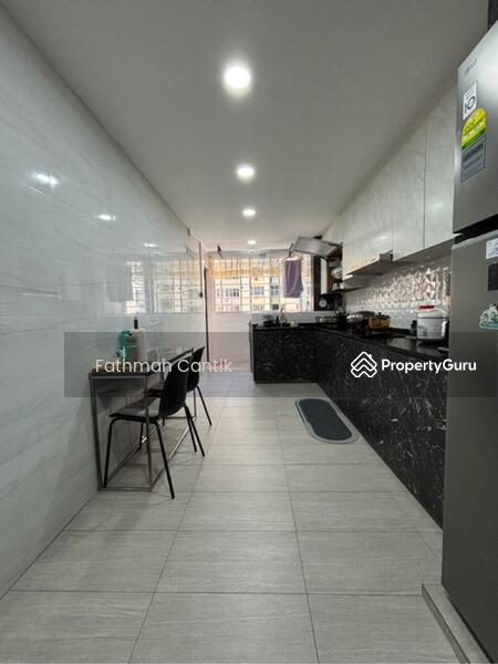 For Sale - 154 Simei Street 1