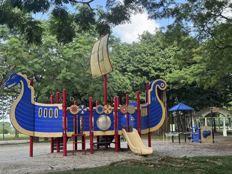 Blue Horizon, 25 West Coast Crescent, 3 Bedrooms, 1,163 sqft, Condominium For Sale, by Madelene Chua, 60075586 - PropertyGuru.com.sg