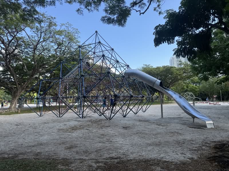 Blue Horizon, 25 West Coast Crescent, 3 Bedrooms, 1,163 sqft, Condominium For Sale, by Madelene Chua, 60075586 - PropertyGuru.com.sg