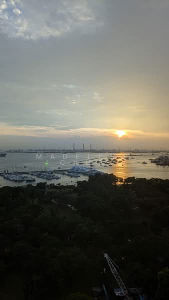 Blue Horizon, 25 West Coast Crescent, 3 Bedrooms, 1,163 sqft, Condominium For Sale, by Madelene Chua, 60075586 - PropertyGuru.com.sg