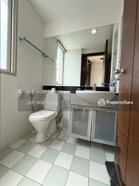 Junior En Suite Bathroom