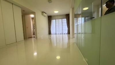 For Rent - The Lakefront Residences