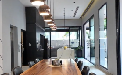 For Sale - ⭐️⭐️LANDED7772 @ RENOVATED CORNER TERRACE NEAR KOVAN