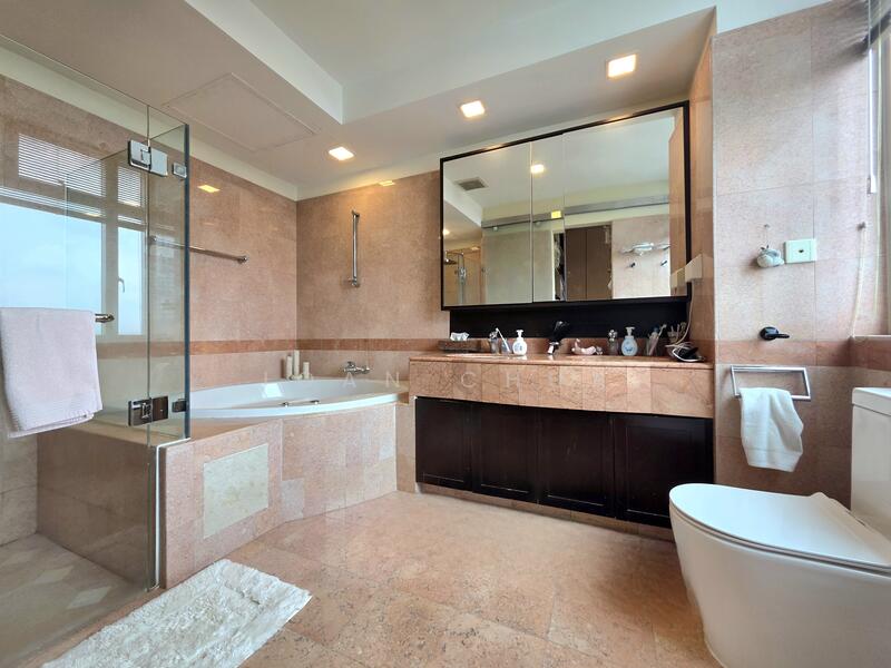 Master Bedroom Bath