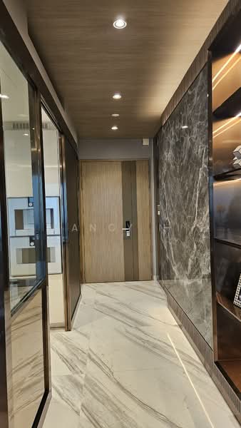 Wallich Residence, 3 Wallich Street, 3 Bedrooms, 1,679 sqft, Condominium For Rent, by Nancy Ni, 60076101 - Entrance - PropertyGuru.com.sg