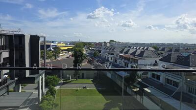 For Sale - Parc Komo