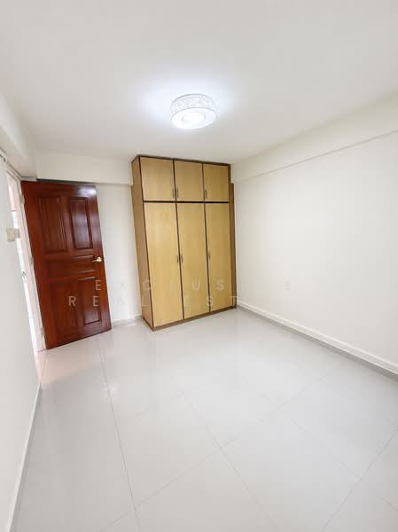 57 Geylang Bahru, 57 Geylang Bahru, 3 Bedrooms, 700 sqft, HDB Flat For Sale, by ARTHUR, 60076210 - PropertyGuru.com.sg