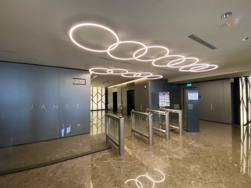 OUE Downtown 2, 6 Shenton Way, 16,263 sqft, Office For Rent, by Janet Tsc ( 张曉菁 ), 60076279 - Entrance - CommercialGuru.com.sg