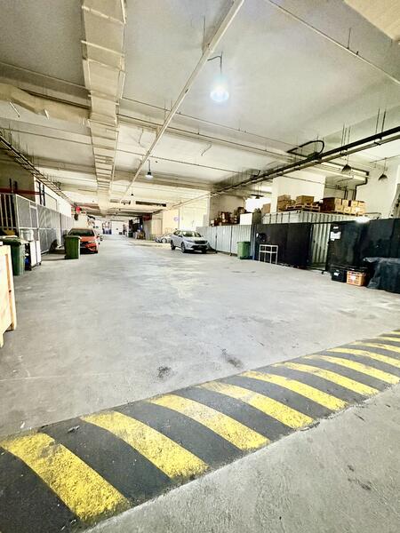 Wcega Plaza, 1 Bukit Batok Crescent, 2,432 sqft, Light Industrial (B1) For Sale, by Lynda Teo, 60076351 - CommercialGuru.com.sg