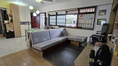 For Sale - 473 Sembawang Drive