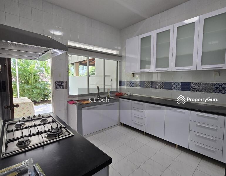 For Rent - ⭐️⭐️Landed7772@2 Stoery Semi D Face Park and With Pool