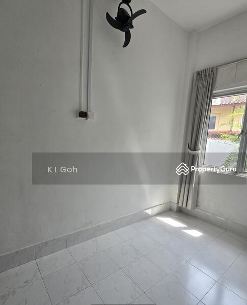 For Rent - ⭐️⭐️Landed7772@2 Stoery Semi D Face Park and With Pool