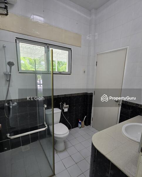 For Rent - ⭐️⭐️Landed7772@2 Stoery Semi D Face Park and With Pool