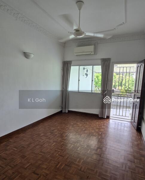 For Rent - ⭐️⭐️Landed7772@2 Stoery Semi D Face Park and With Pool