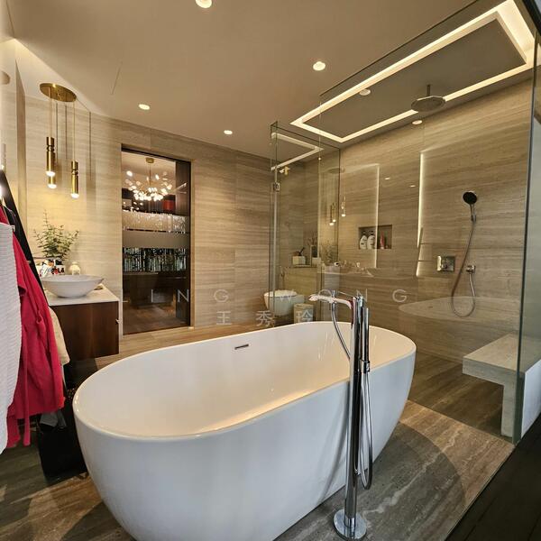 Serangoon Garden Estate, Serangoon Garden Way, 5 Bedrooms, 6,000 sqft, Semi-Detached House For Sale, by Ling Wong 王秀玲, 60076630 - PropertyGuru.com.sg