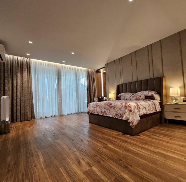 Serangoon Garden Estate, Serangoon Garden Way, 5 Bedrooms, 6,000 sqft, Semi-Detached House For Sale, by Ling Wong 王秀玲, 60076630 - PropertyGuru.com.sg