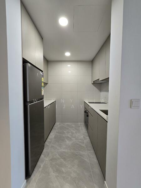Clavon, 8 Clementi Avenue 1, 2 Bedrooms, 764 sqft, Condominium For Sale, by Wenny Sia Wijaya, 60076701 - Kitchen - PropertyGuru.com.sg