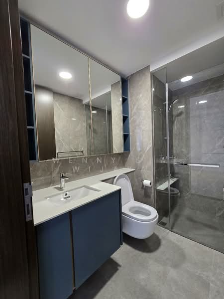 Clavon, 8 Clementi Avenue 1, 2 Bedrooms, 764 sqft, Condominium For Sale, by Wenny Sia Wijaya, 60076701 - Bathroom - PropertyGuru.com.sg