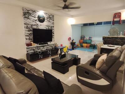 For Sale - 249 Hougang Avenue 3