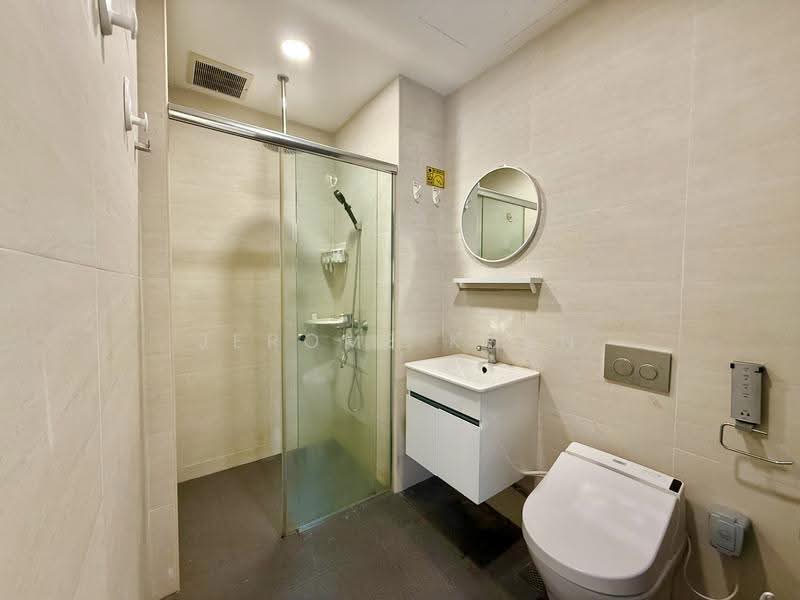 One Robin, 1 Robin Road, Tanglin / Holland / Bukit Timah, 4 Bedrooms, 1,905 sqft, Condominium For Rent, by Jerome Kuan, 60077171 - Bathroom - PropertyGuru.com.sg