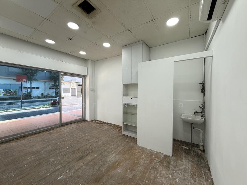Manhattan House, 151 Chin Swee Rd, 182 sqft, Other Retail For Rent, by Madeline Koo, 60077215 - Interior - CommercialGuru.com.sg