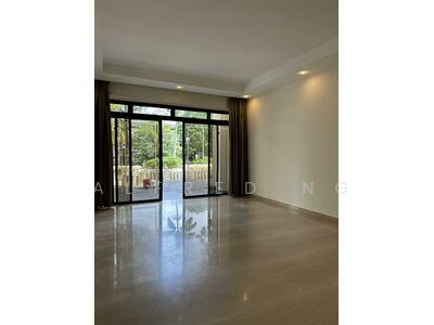 For Rent - Pinewood Gardens