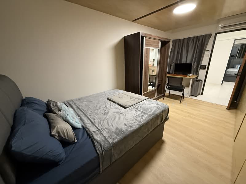 Sommerville Grandeur, 9 Farrer Drive, Room Rental, 120 sqft, Condominium For Rent, by Delphine Chan, 60077757 - Bedroom - PropertyGuru.com.sg