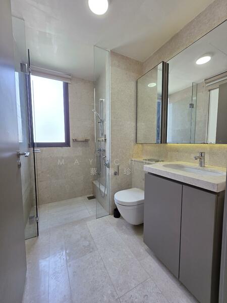 MBR Bathroom