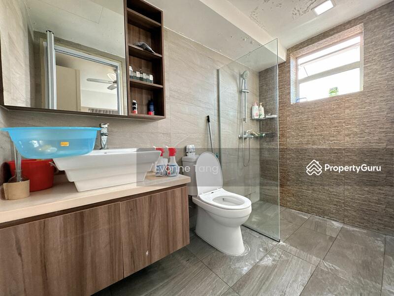 For Sale - The Woodgrove