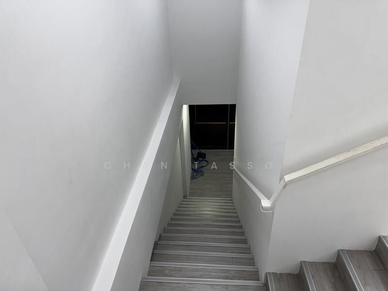 Novelty BizCentre, 18 Howard Road, 1,819 sqft, Light Industrial (B1) For Rent, by Tasso Chan, 60078066 - CommercialGuru.com.sg