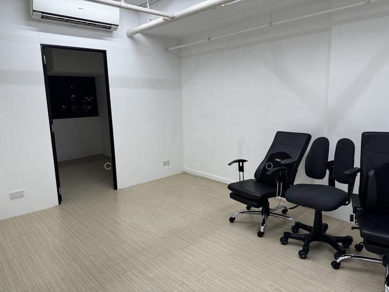 Novelty BizCentre, 18 Howard Road, 1,819 sqft, Light Industrial (B1) For Rent, by Tasso Chan, 60078066 - CommercialGuru.com.sg