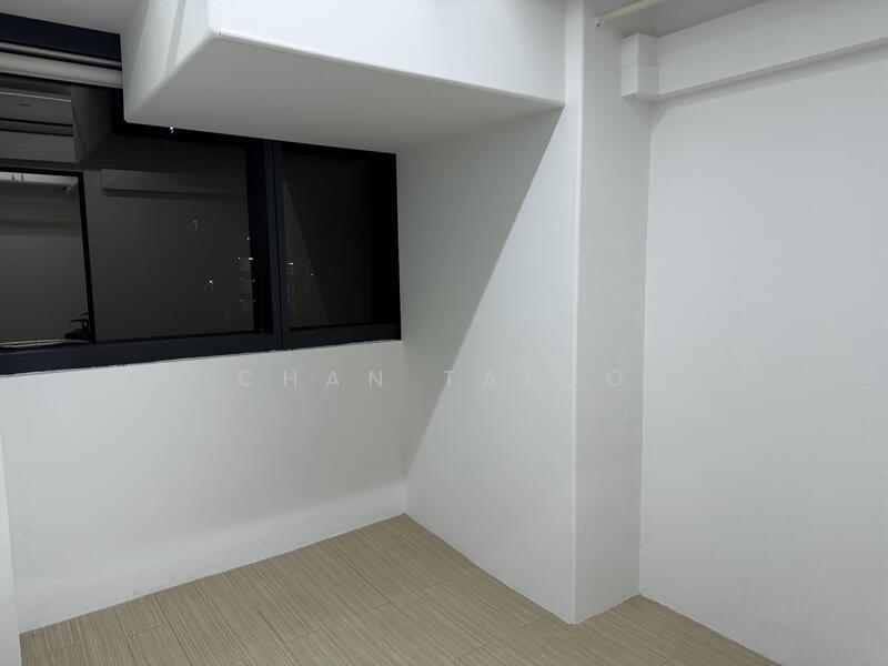 Novelty BizCentre, 18 Howard Road, 1,819 sqft, Light Industrial (B1) For Rent, by Tasso Chan, 60078066 - CommercialGuru.com.sg