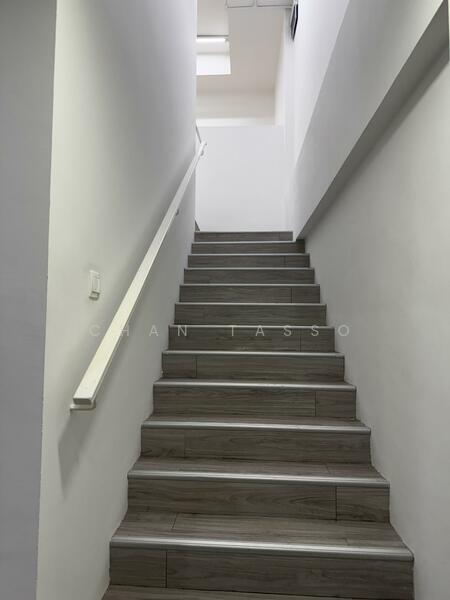 Novelty BizCentre, 18 Howard Road, 1,819 sqft, Light Industrial (B1) For Rent, by Tasso Chan, 60078066 - CommercialGuru.com.sg