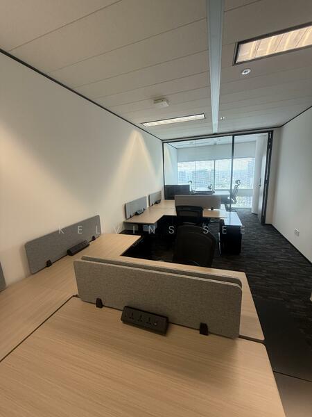 Gateway East, 152 Beach Road, 200 sqft, Office For Rent, by KelvinS See, 60078318 - Study - CommercialGuru.com.sg