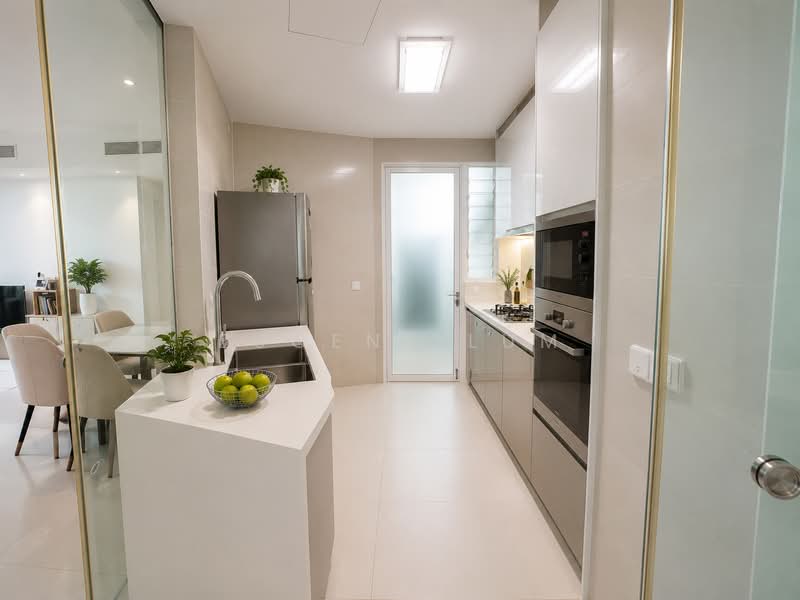 d'Leedon (Former Farrer Court), 13 Leedon Heights, 3 Bedrooms, 1,550 sqft, Condominium For Sale, by Eugene Lum, 60078398 - Kitchen - PropertyGuru.com.sg