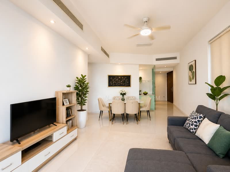 d'Leedon (Former Farrer Court), 13 Leedon Heights, 3 Bedrooms, 1,550 sqft, Condominium For Sale, by Eugene Lum, 60078398 - Living Room - PropertyGuru.com.sg