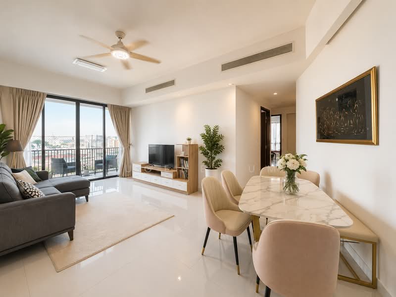 d'Leedon (Former Farrer Court), 13 Leedon Heights, 3 Bedrooms, 1,550 sqft, Condominium For Sale, by Eugene Lum, 60078398 - Living Room - PropertyGuru.com.sg