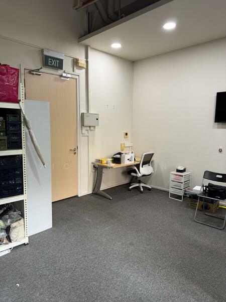 STUDIO8