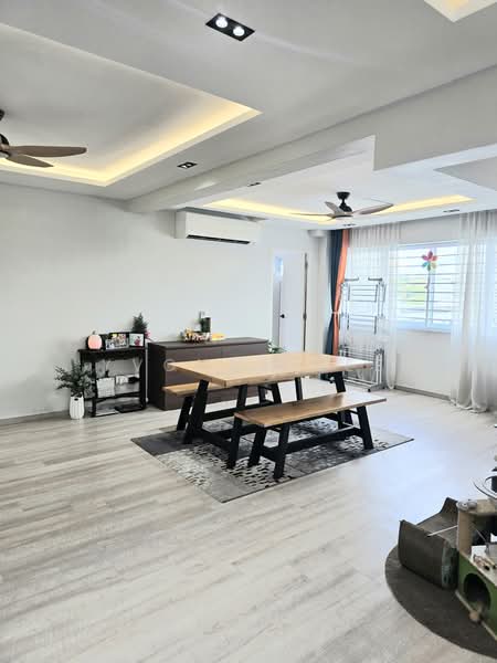 Fajar road - Beautiful Excellent room, Fajar road, Room Rental, 110 sqft, HDB Flat For Rent, by Yvonne See, 60078679 - PropertyGuru.com.sg