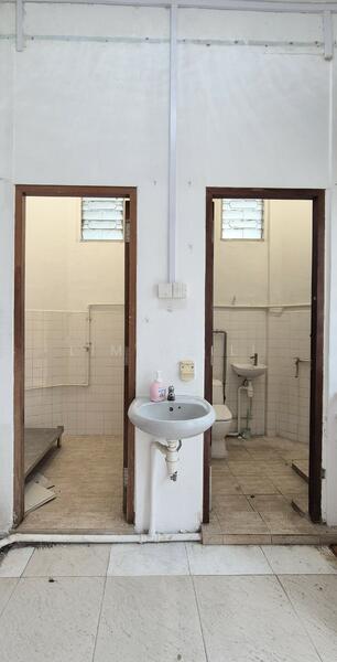 262 Jurong East Street 24, 262 Jurong East Street 24, 1,808 sqft, Shop / Shophouse For Sale, by Lim Weili, 60078895 - CommercialGuru.com.sg