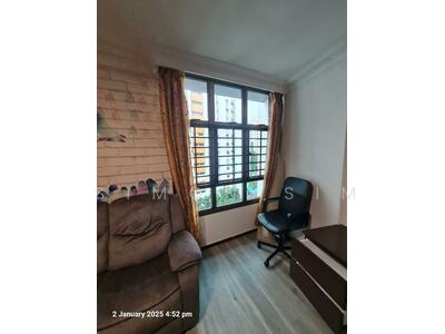 For Sale - 677C Jurong West Street 64