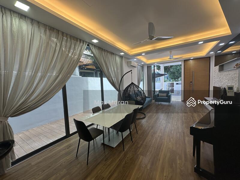 For Rent - Huddington Ave
