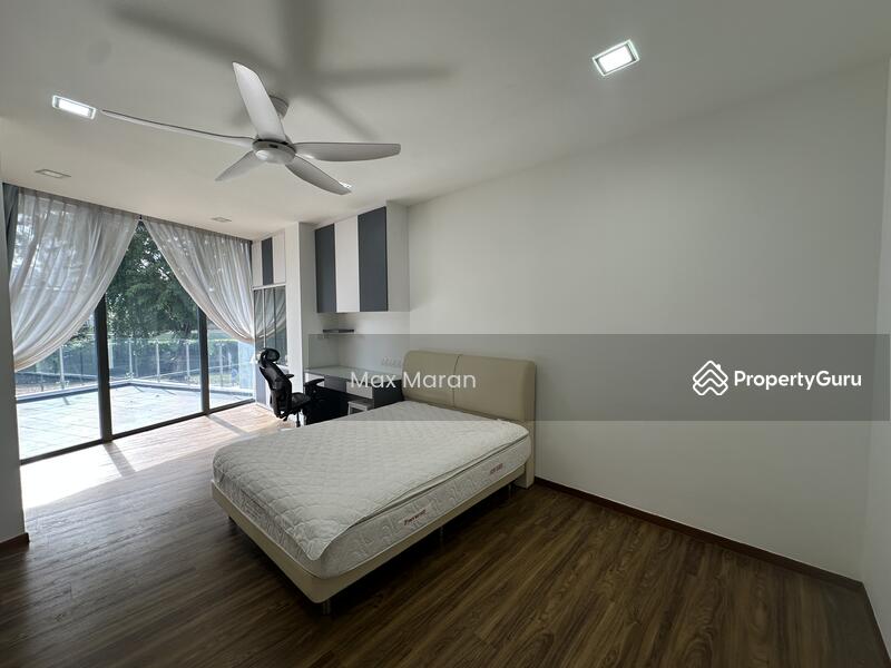 For Rent - Huddington Ave