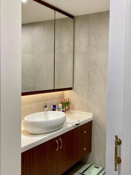 Parkview Apartments, 5 Bukit Batok Street 25, Dairy Farm / Bukit Panjang / Choa Chu Kang, 3 Bedrooms, 1,130 sqft, Apartment For Rent, by Lydia Yee, 60079346 - Bathroom - PropertyGuru.com.sg