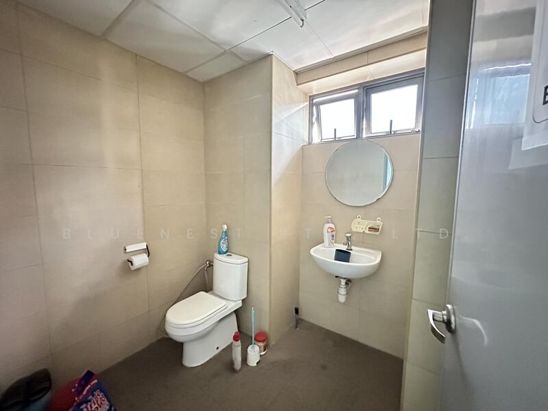 Eco-Tech @ Sunview, 1 Sunview Road, 2,605 sqft, Light Industrial (B1) For Sale, by CHUA SOO LIANG, 60079436 - Toilet - CommercialGuru.com.sg