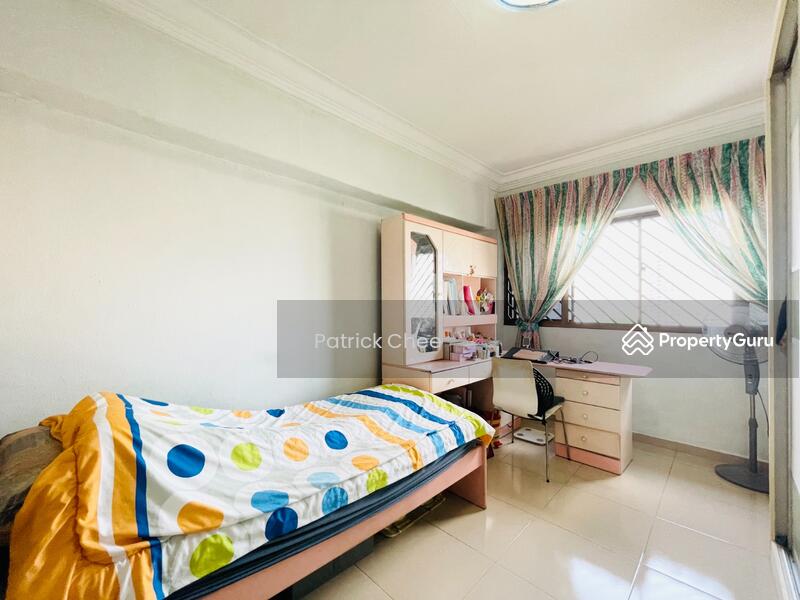 For Sale - 246 Jurong East Street 24