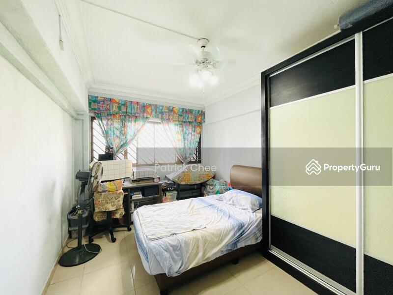 For Sale - 246 Jurong East Street 24