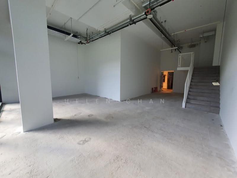 Woods Square, Woodlands Square, Admiralty / Woodlands, 764 sqft, Office For Rent, by Helen Chan, 60079689 - Original before partial fitting - CommercialGuru.com.sg