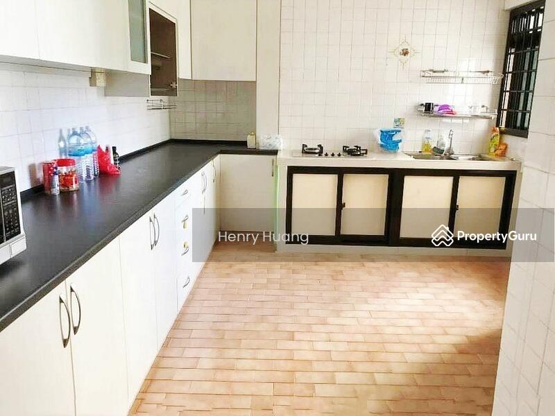 For Sale - 170 Bukit Batok West Avenue 8
